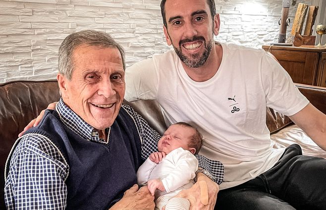 maestro-tabarez-y-godin.jpg