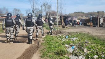 imputaron y va a prision preventiva policia que fue detenido en una boca de drogas