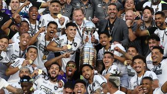 Botafogo celebra su primera Copa Libertadores. Foto: AFP
