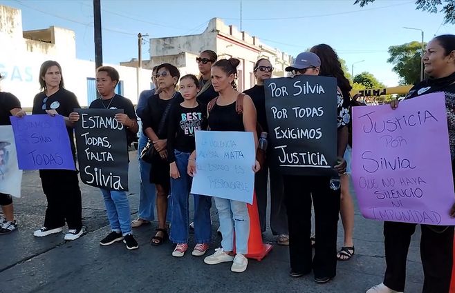 femicidio-silvia-manifestacion-artigas