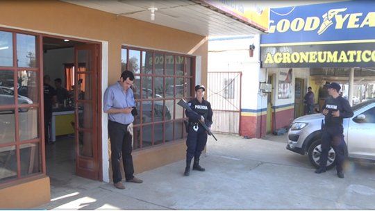 Asalto a cambistas de Aceguá: hallan auto a 200 km. de frontera con Brasil