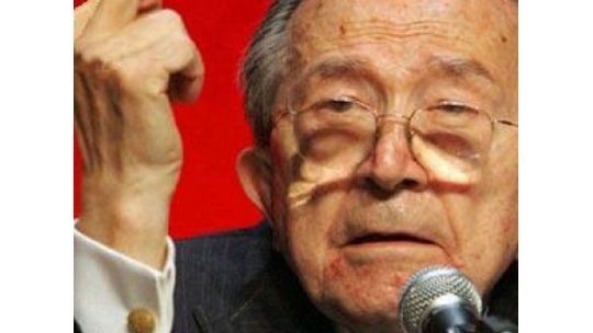 Murió Giulio Andreotti, el todopoderoso Jorobito de Italia