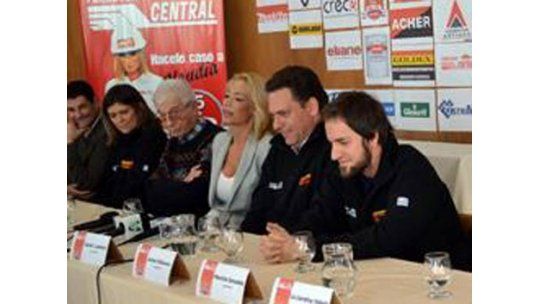 Modesto negocio de Durazno eligió estrella de TV para comercial