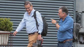 Foto: FocoUy. Yamandú Orsi y Jorge Díaz.