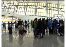 Aeropuerto normaliza actividad tras cancelaciones por cenizas