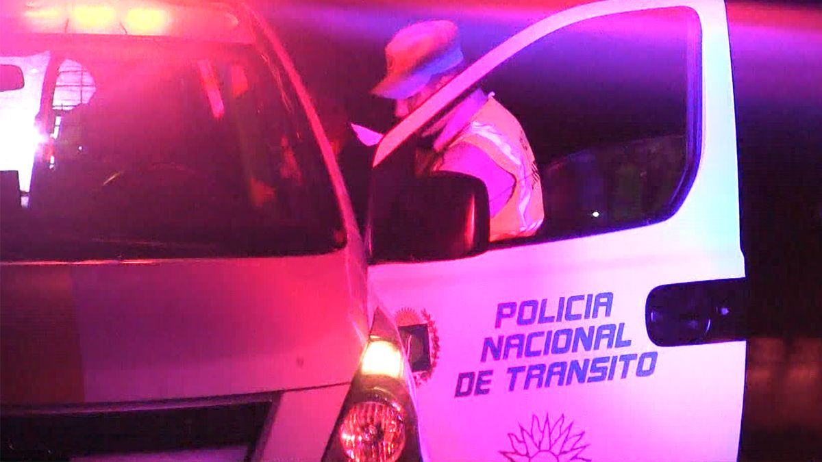 Un ciclista de 41 años murió tras ser embestido por un camión en ruta 11