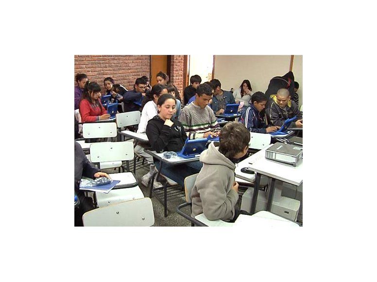 Este martes se paraliza la enseñanza en ocho departamentos