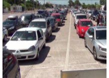 Nuevas medidas para evitar larga espera de turistas en frontera