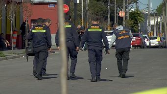 un hombre esta grave tras persecucion y ataque a balazos en el barrio fraternidad