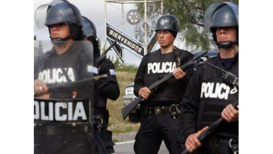 Un 49% de uruguayos a favor que Policía actúe por fuera de la ley