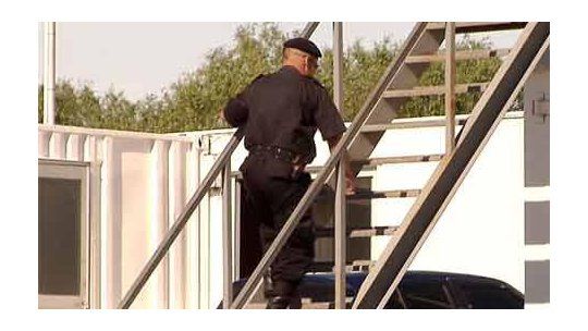 policía accesos