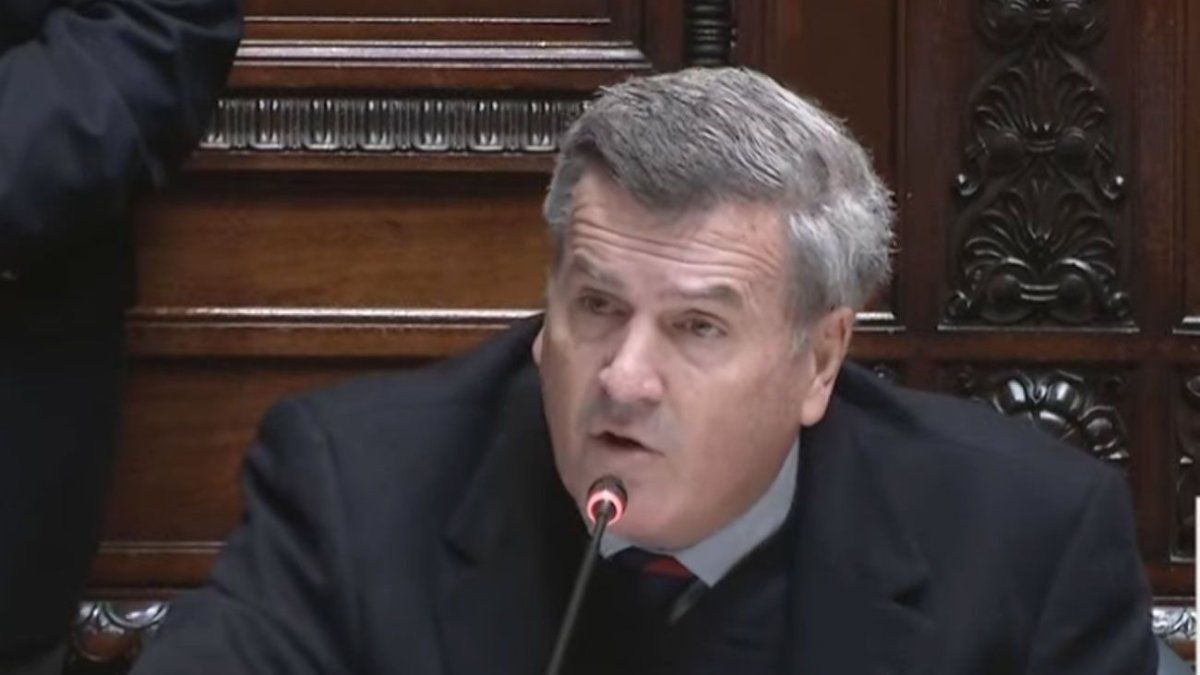 Bordaberry presentó proyecto de reconciliación, verdad y nunca más para "cerrar las heridas aún abiertas" de la dictadura