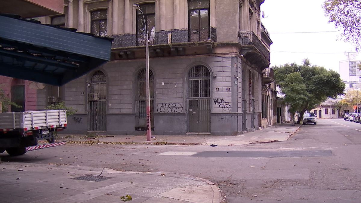 Identificaron al hombre que murió en la vía pública en barrio Aguada y aguardan resultado de autopsia