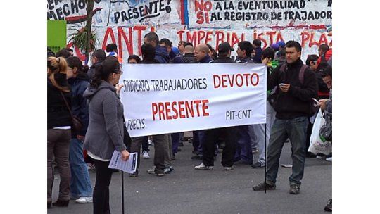 Paro de trabajadores de supermercados en reclamo de presentismo