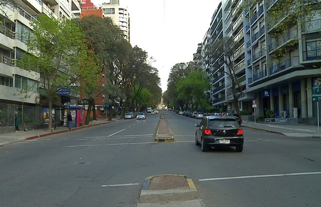calle-transito-avenida-brasil-pocitos