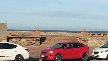 investigan muerte en la rambla: mujer de entre 30 y 40 anos