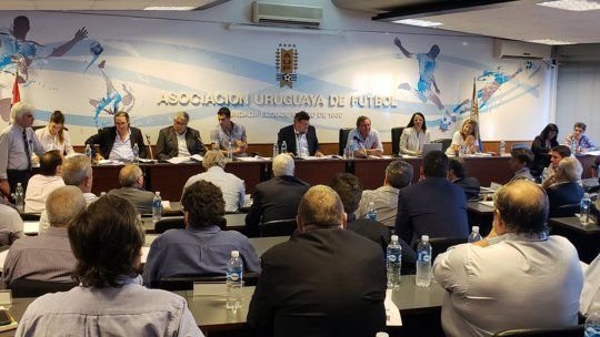 Elección del nuevo presidente de la AUF será el 21 de marzo