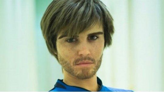 VIDEO: mujer se disfraza de hombre y entró a la cancha en una liga amateur