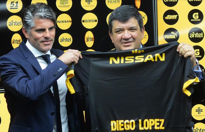Diego López a su llegada a Peñarol. Fue una auténtica sorpresa que llegara desde Italia.