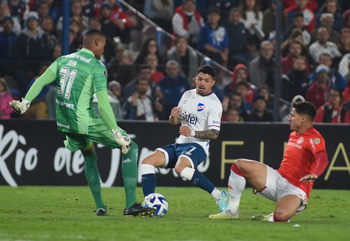 Uruguay sigue con chances de avanzar a octavos - CONMEBOL