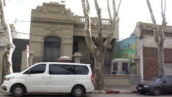 Foto: Subrayado. Fachada del ex Hogar Tribal ubicado en Capurro.