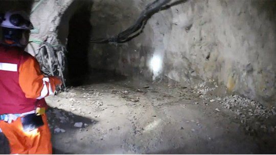 MINEROS CHILE MINA