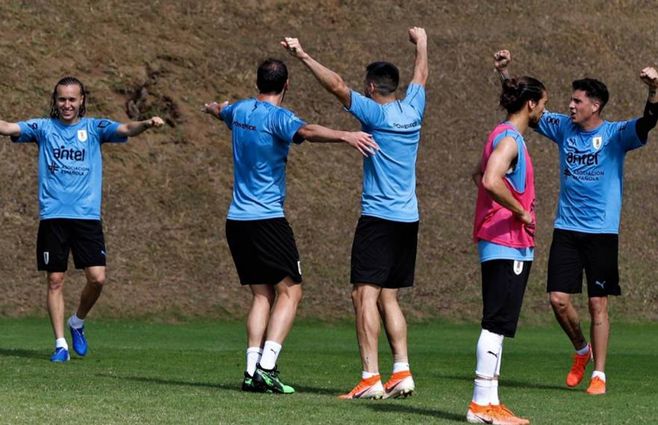 uruguay-entrena-15.jpg
