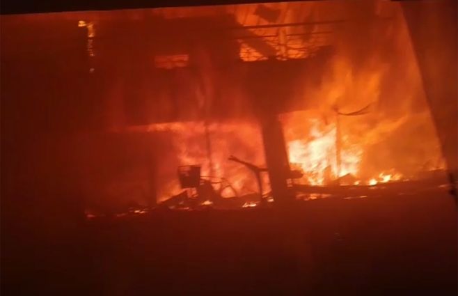 incendio-bomberos-interior-punta-shopping.jpg