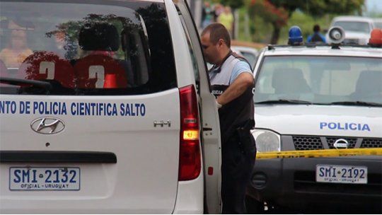 policía