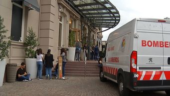 nueva amenaza de bomba, ahora en punta carretas shopping: evacuaron el centro comercial