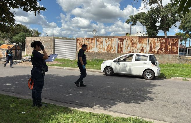 Discusión en el tránsito terminó con un hombre de 63 años apuñalado y herido de bala en Cerrito de la Victoria
