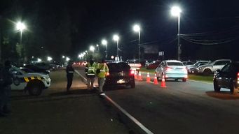 joven atropello a inspectora de transito en un control en salto; manejaba alcoholizado