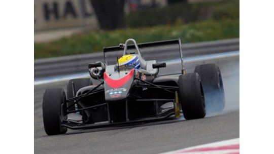 Piloto uruguayo Santiago Urrutia salió cuarto en Nurburgring