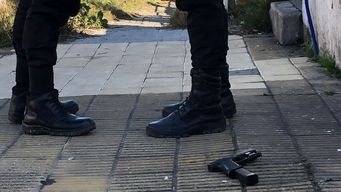 delincuentes protagonizaron tiroteo y la policia intervino; hay un herido y un detenido