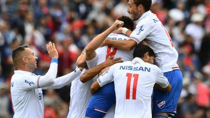 hoy comienza la cuarta fecha del torneo clausura con la disputa de cinco partidos