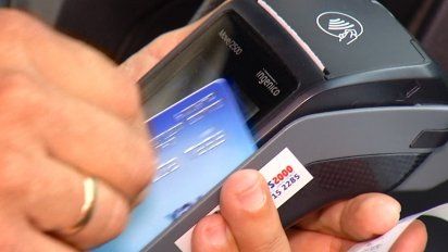 mujer estafo a una financiera: saco 17 prestamos por mas de 2 millones de pesos