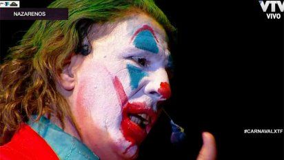 aldo martinez llevo a el guason al teatro de verano