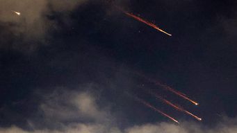iran anuncio que disparo misiles contra bases de estados unidos en catar e irak