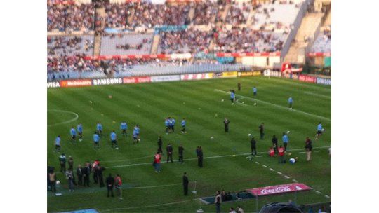 Con Suárez y Ramírez, Uruguay ante Ecuador desde las 18.30