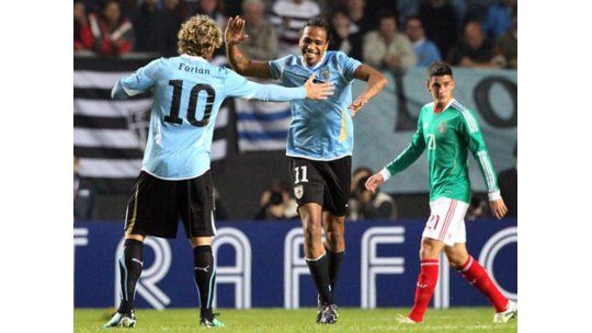 Uruguay le ganó a México y juega contra Argentina el sábado