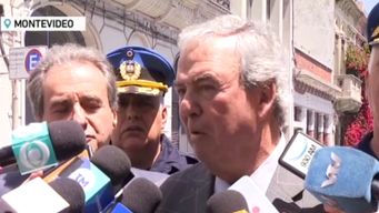 heber apunto al parlamento por la filtracion del plan de inteligencia y hablo de fuego amigo