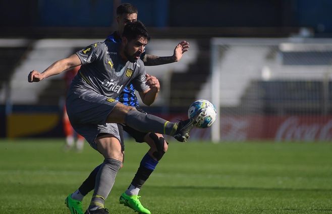 peñarol liverpool dante fernandez foco uy tanda 3 clausura 2022 (9).jpeg