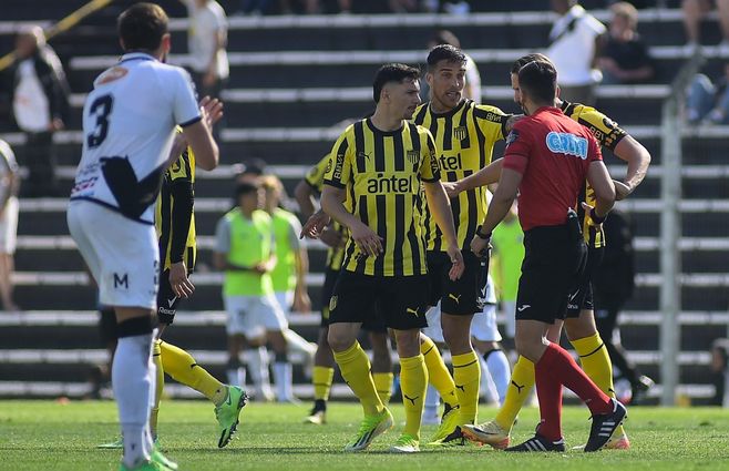Danubio y Peñarol juegan por la octava fecha. Foto: Foco UY