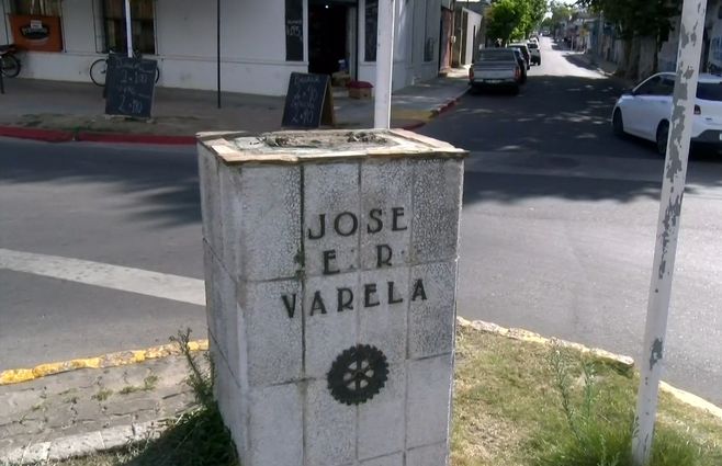 donde-estaba-el-busto-jose-pedro-varela-pando