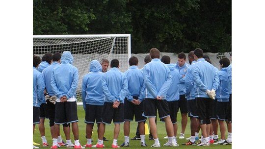 Uruguay y Gran Bretaña ya juegan partido decisivo en JJOO