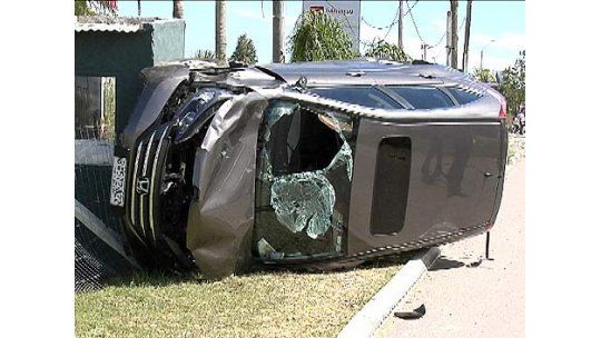 Grave accidente en cercanías del aeropuerto: una niña muerta