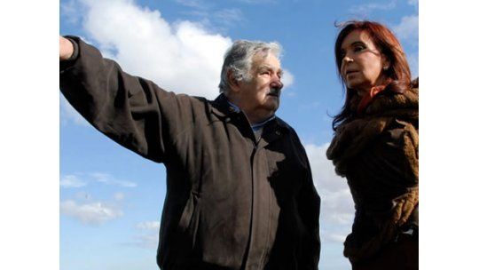 Mujica cree que saqueos de Argentina podrían ser imitados aquí
