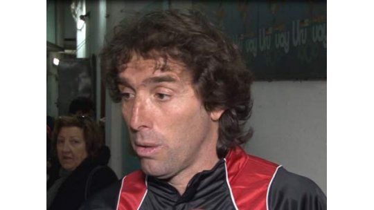 El DT de River se quejó del arbitraje en el partido con Nacional
