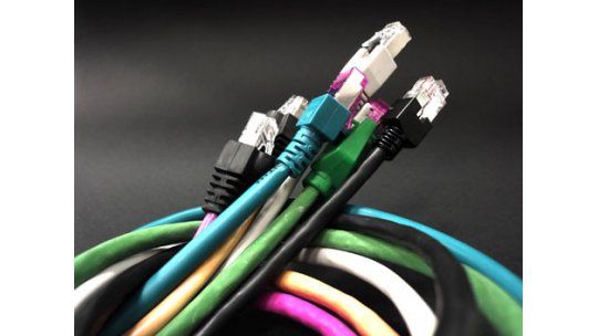 La mitad de la población vive en hogares con conectividad