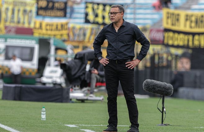 peñarol river plate foco uy clausura 2023 (10) tanda 1.jpeg